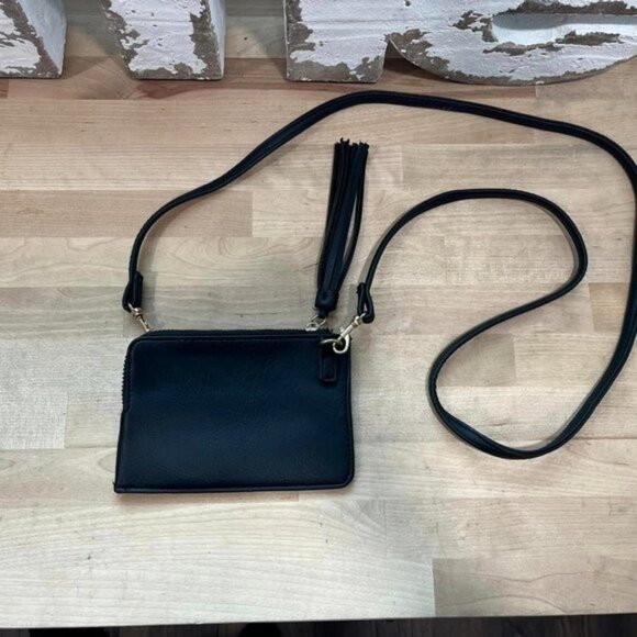 Maurices Black Solid Stadium Event Zipper Crossbody Bag 👜 - Picture 4 of 11